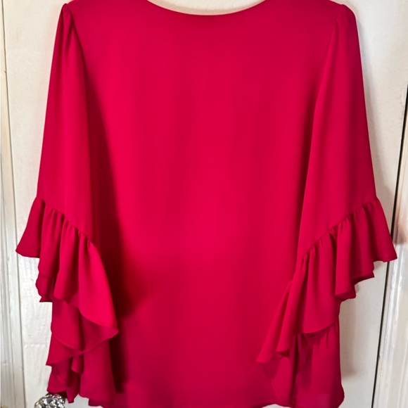 Chic Fuchsia Ruffle Sleeve Blouse - Picture 3 of 5